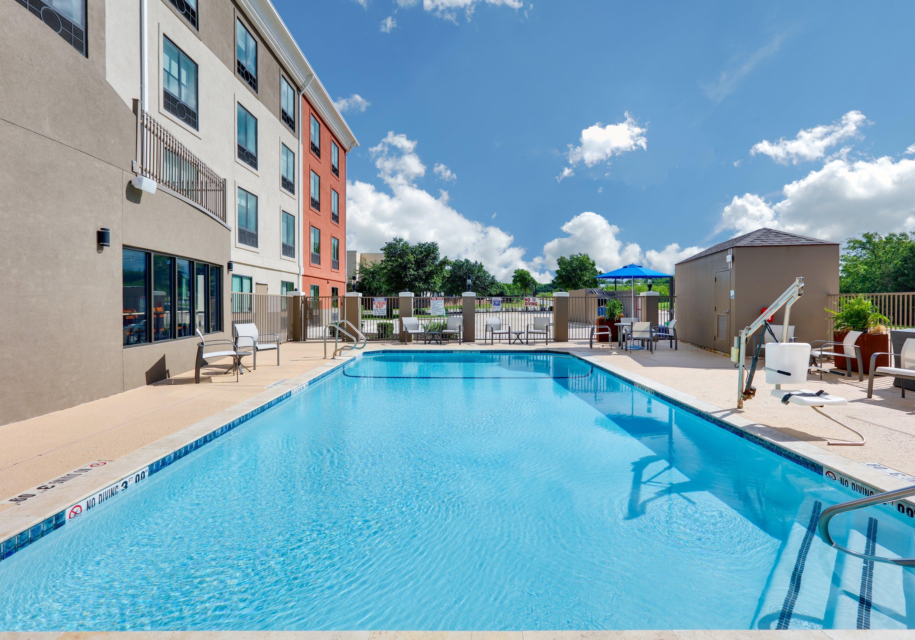 Holiday Inn Express & Suites San Antonio Nw Near Seaworld By Ihg Esterno foto