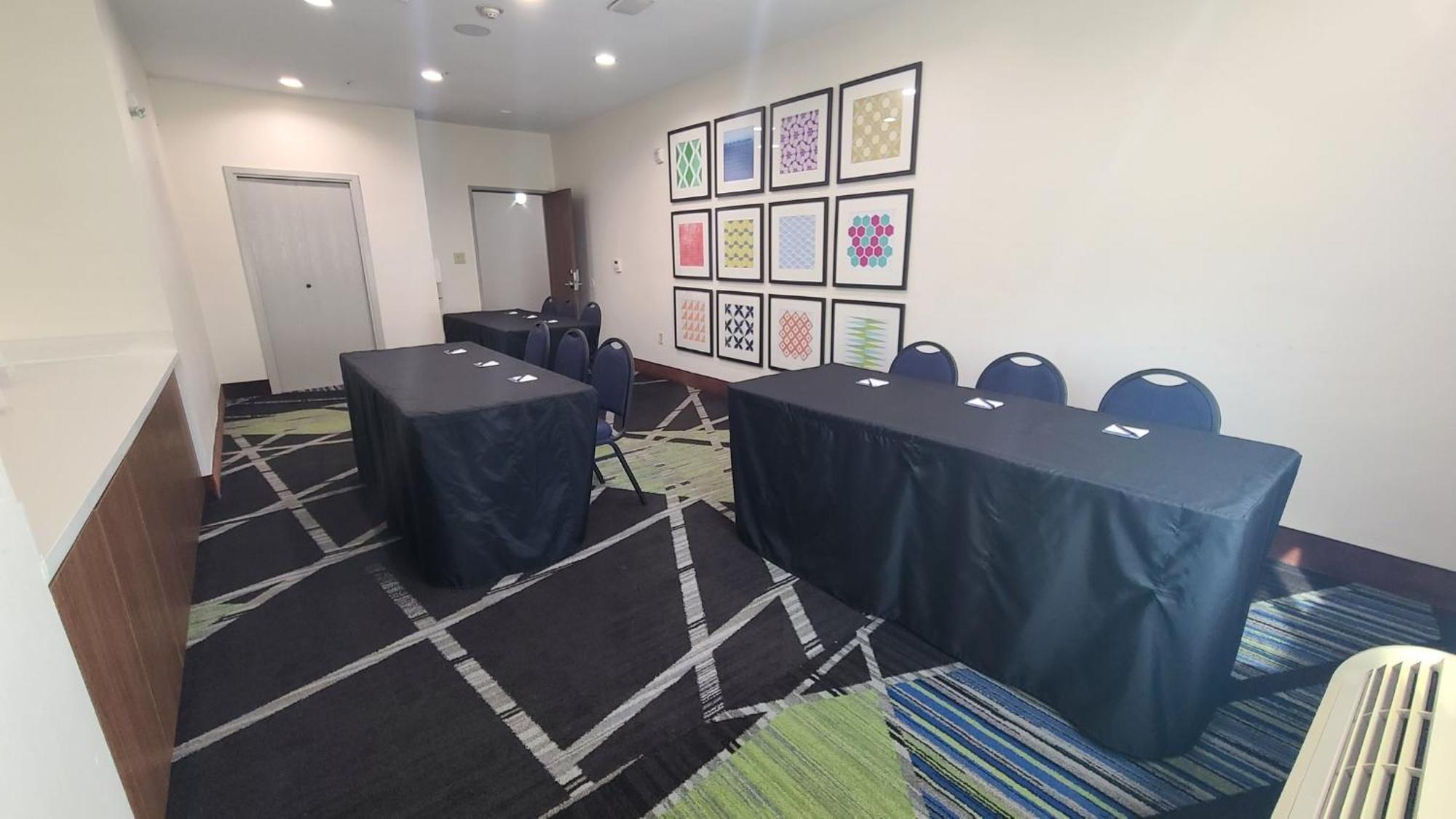 Holiday Inn Express & Suites San Antonio Nw Near Seaworld By Ihg Esterno foto