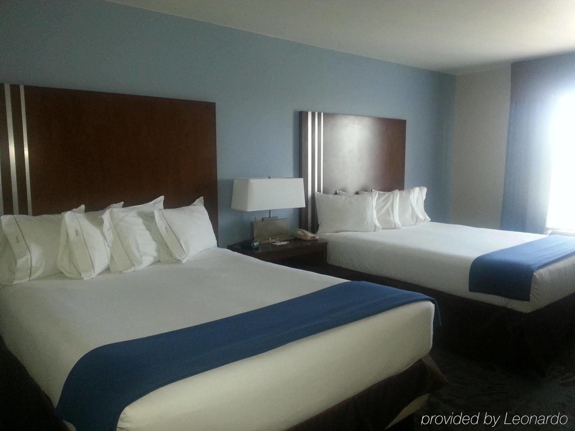 Holiday Inn Express & Suites San Antonio Nw Near Seaworld By Ihg Esterno foto